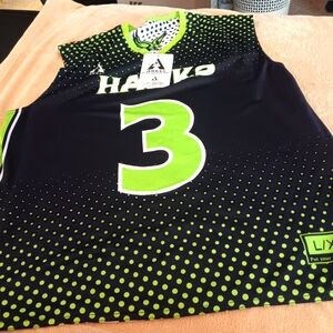 Men's size L/XL, Areli Soccer Tank top